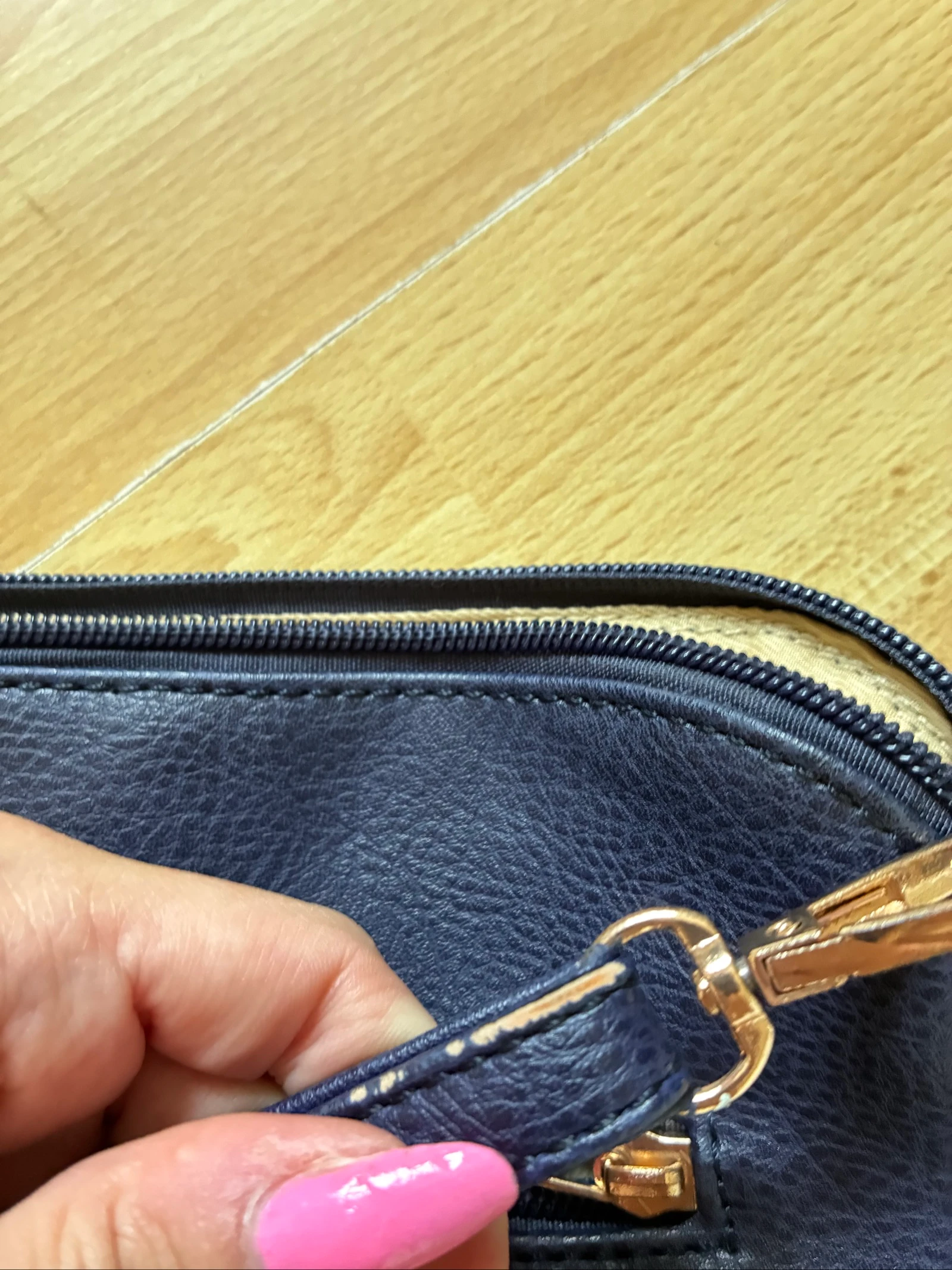 Bolsa de ombro dourada azul marinho couro sintético feminino – photo 11
